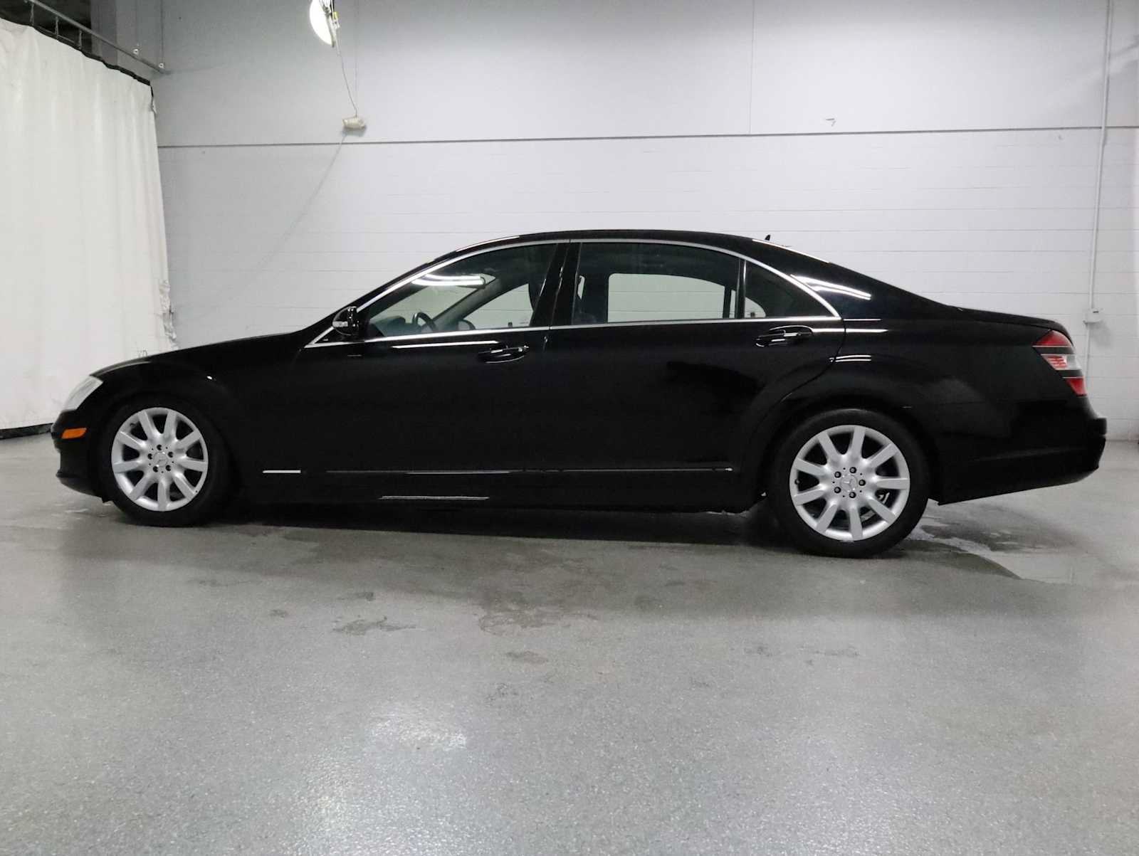 Used 2007 Mercedes-Benz S 550 image 2