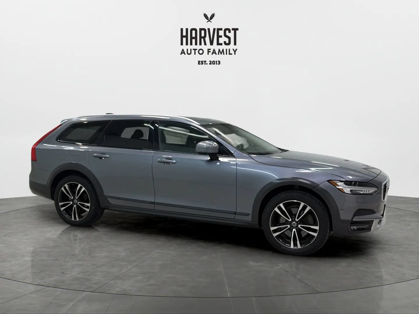 Used 2018 Volvo V90 T5 Cross Country w/ Convenience Package AWD/4WD image 9