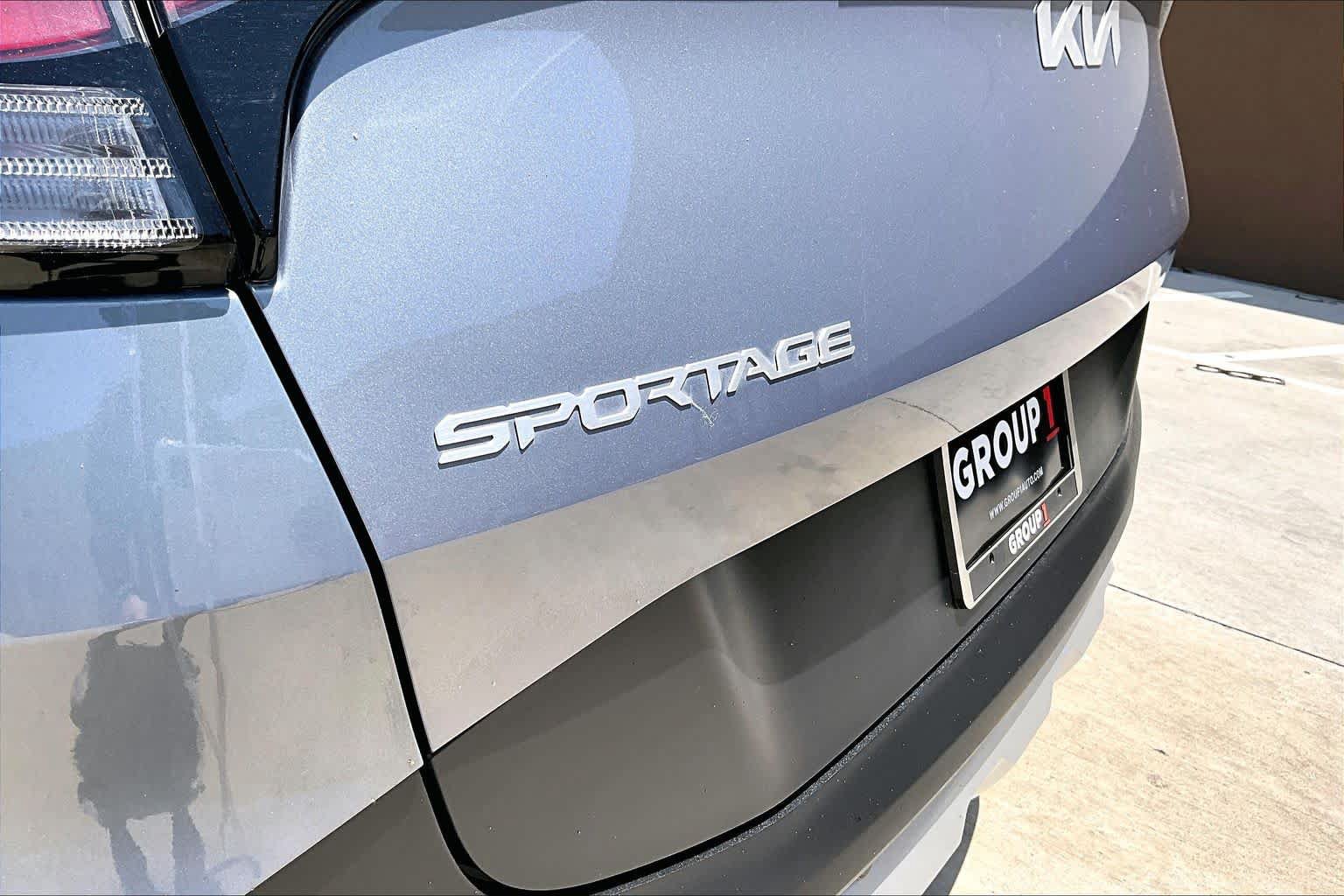 Used 2025 Kia Sportage EX FWD image 31
