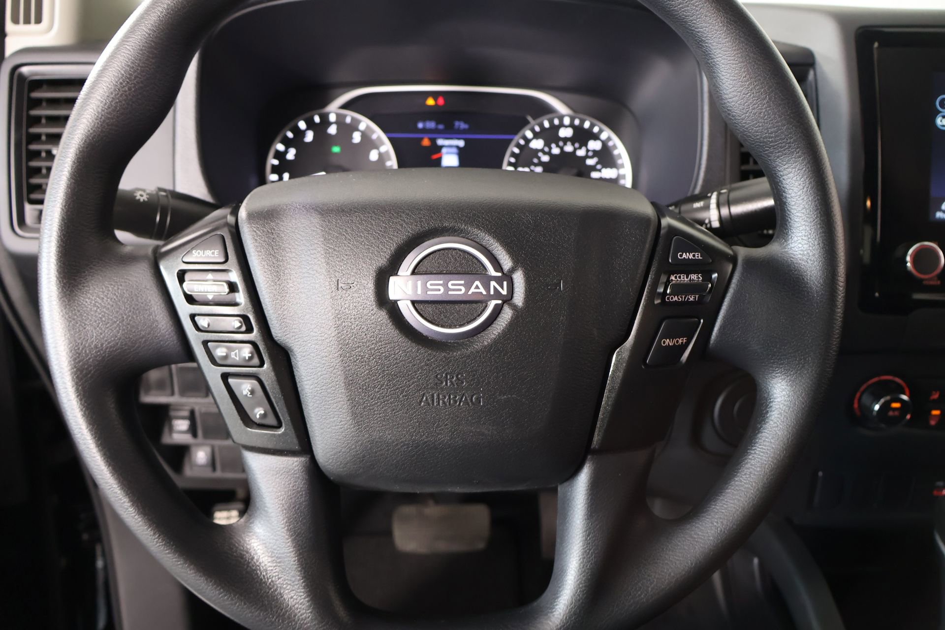 Used 2024 Nissan Frontier S w/ Tow Package RWD image 3