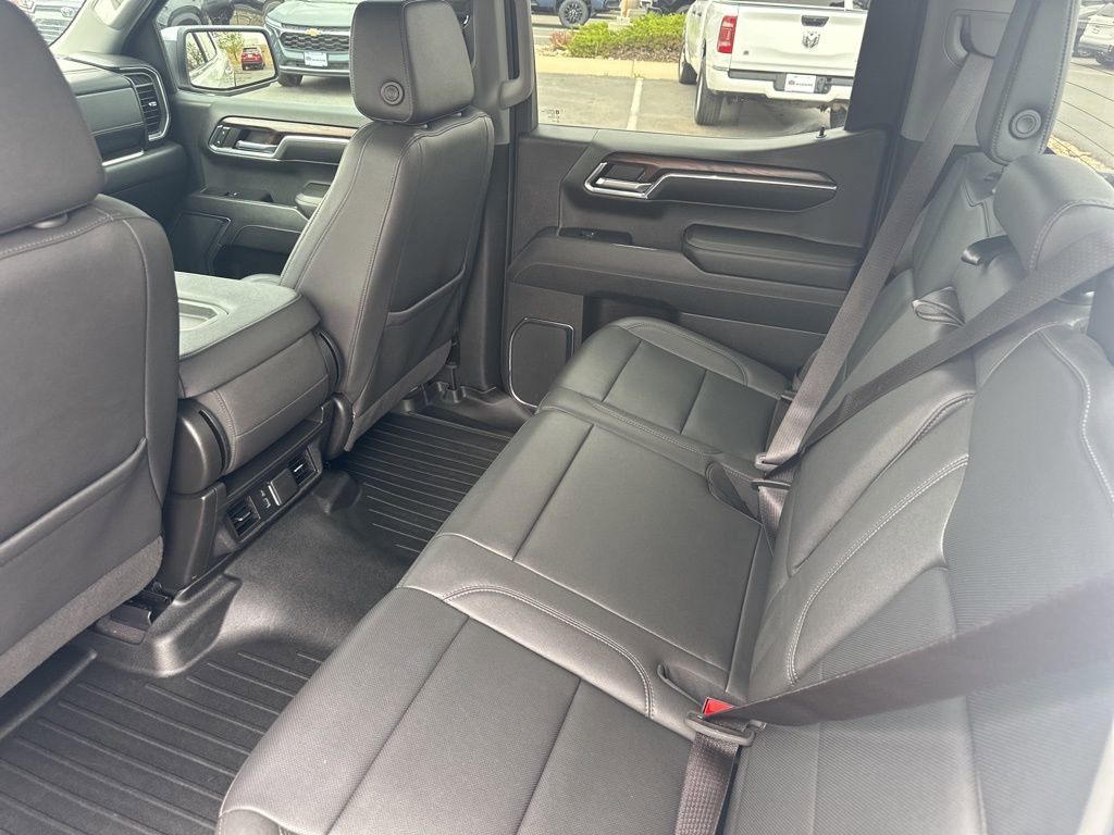 Certified 2024 GMC Sierra 1500 SLT AWD/4WD image 16