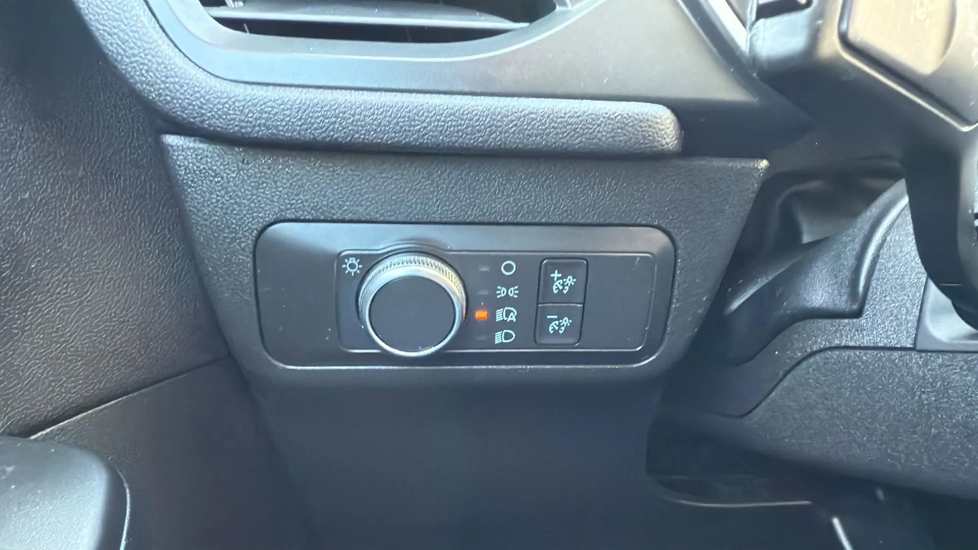 Used 2021 Ford Escape SE AWD/4WD image 15