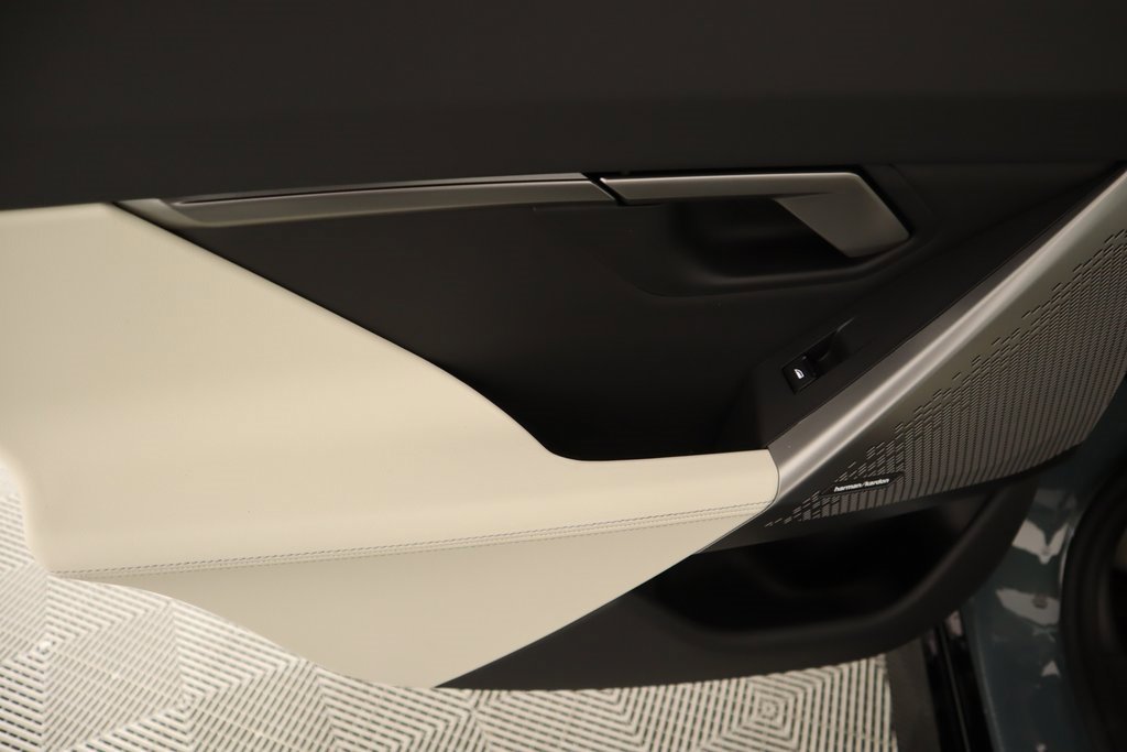 New 2025 BMW 530i xDrive w/ M Sport Package image 18