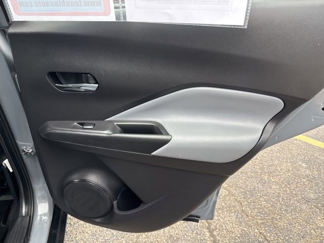 Used 2023 Nissan Kicks SR w/ SR Premium Package image 14