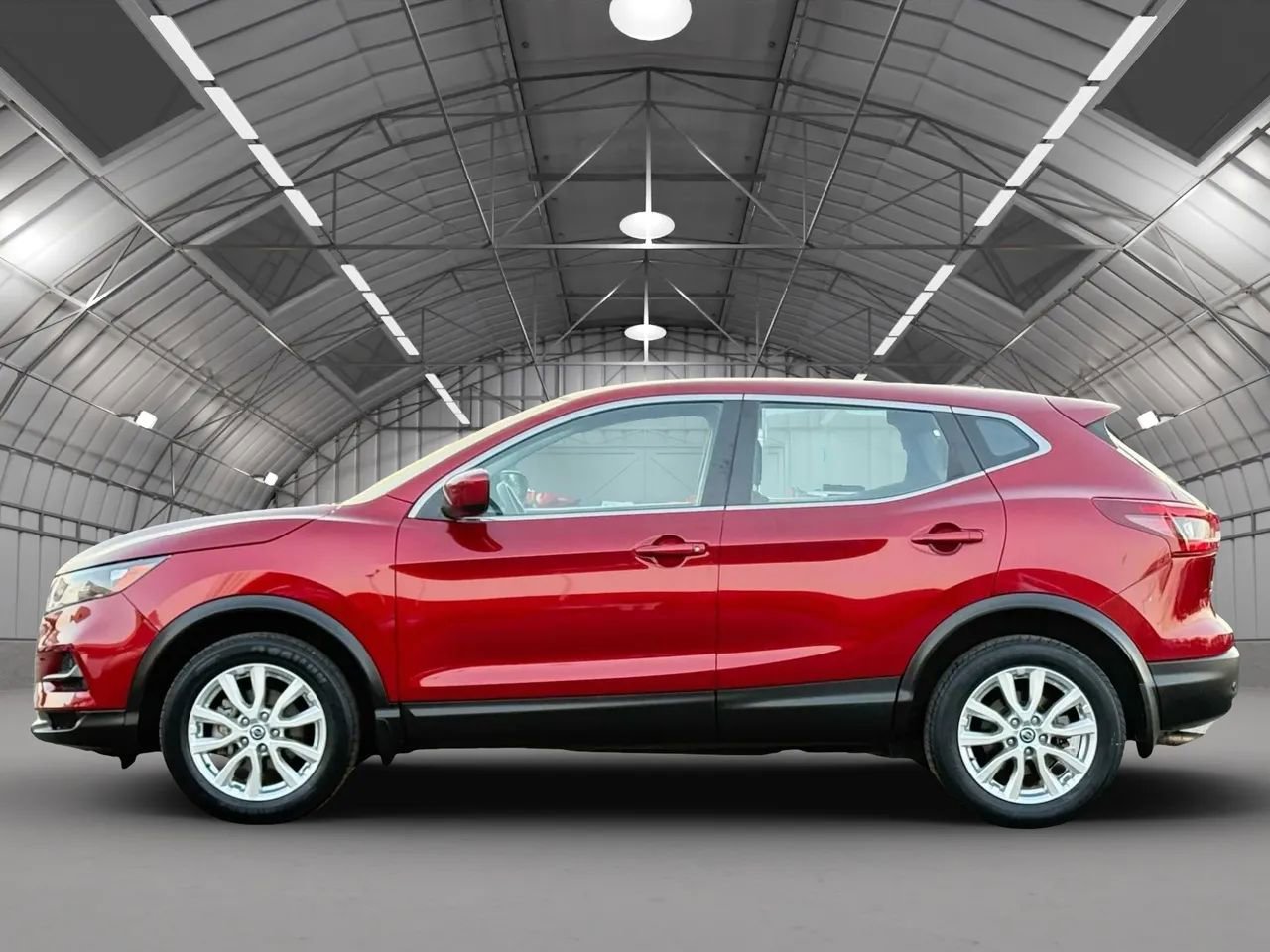 Used 2021 Nissan Rogue Sport S image 4