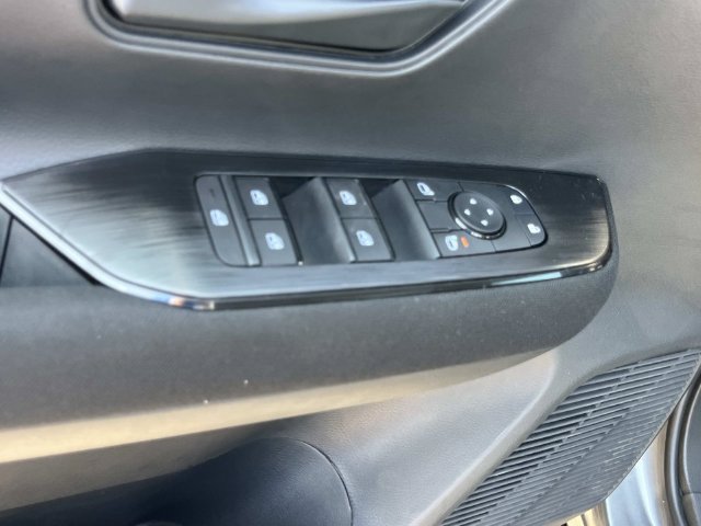 New 2026 Nissan Kicks S FWD image 21