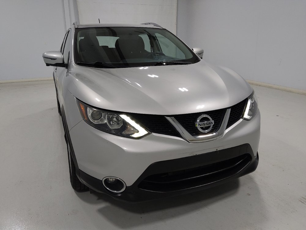 Used 2017 Nissan Rogue Sport SV w/ SV Premium Package AWD/4WD image 14