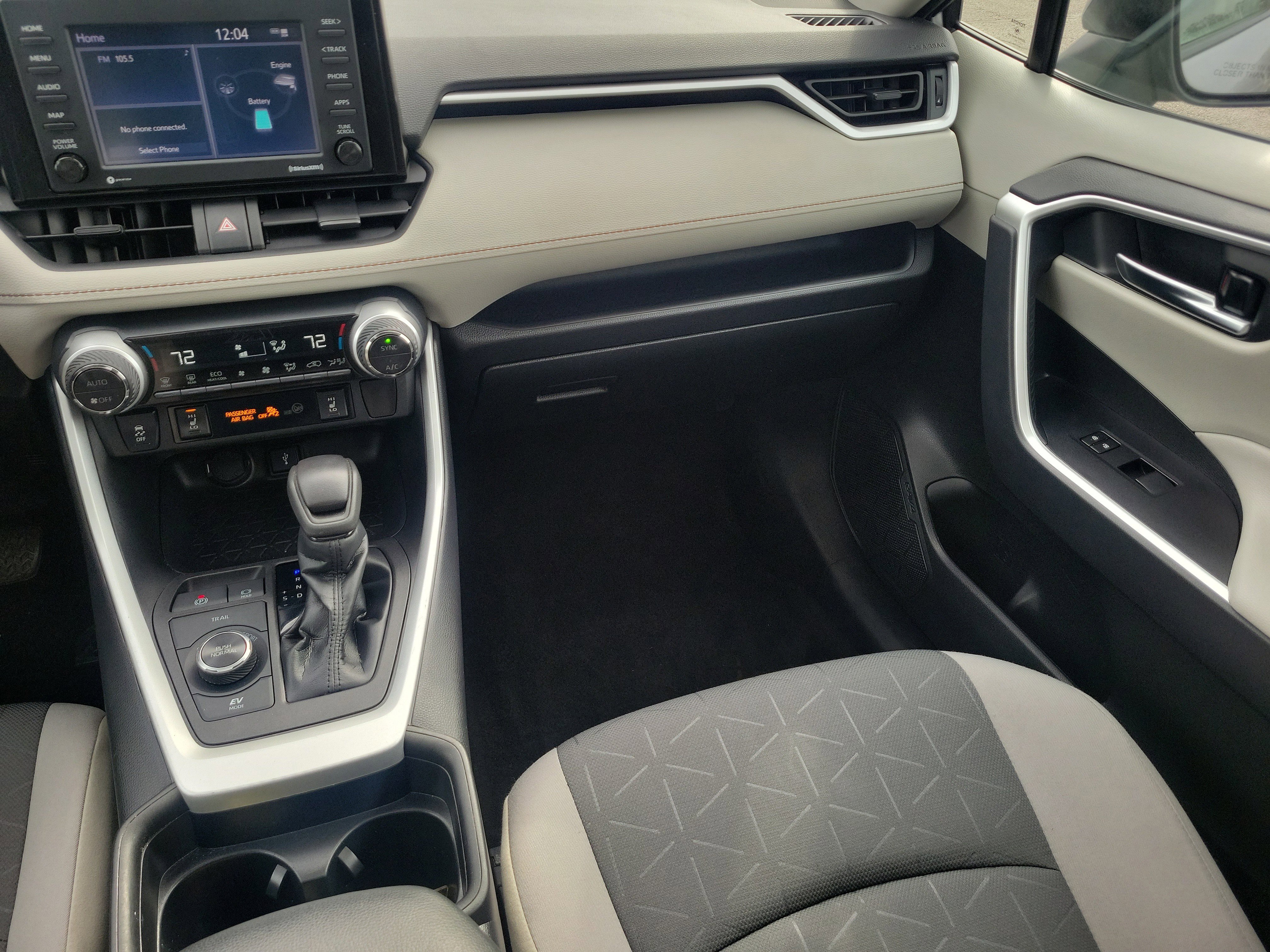 Used 2021 Toyota RAV4 XLE w/ Convenience Package image 15