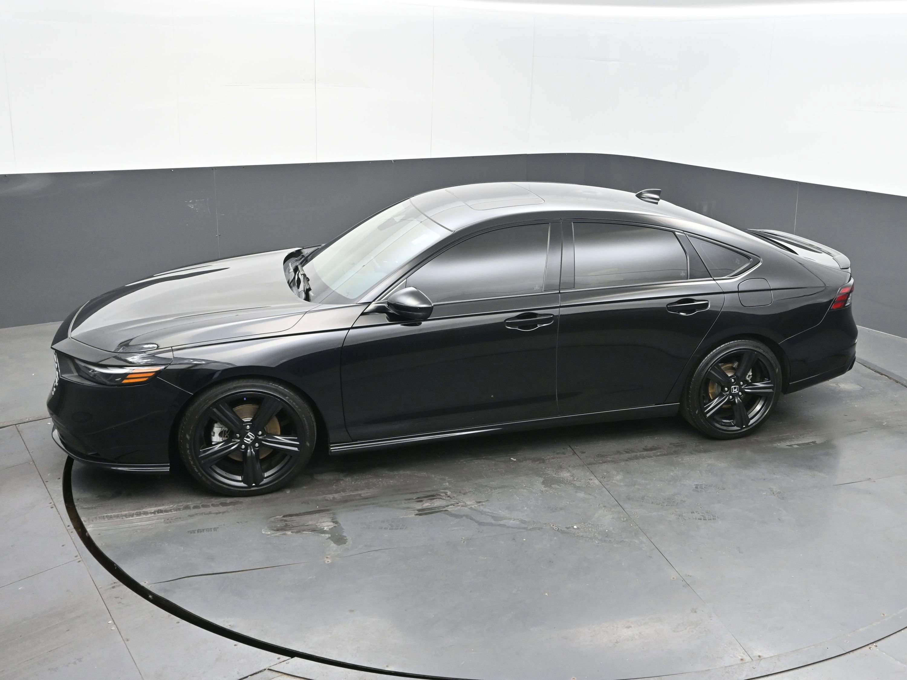 Used 2023 Honda Accord Sport image 33