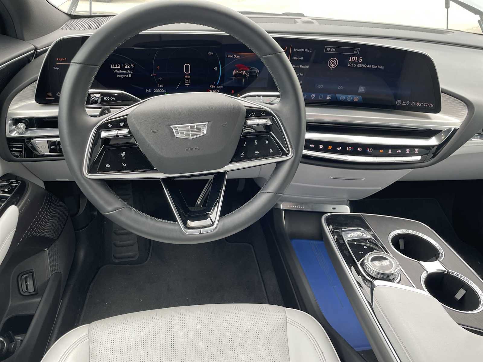 Certified 2024 Cadillac Lyriq Luxury AWD/4WD image 11