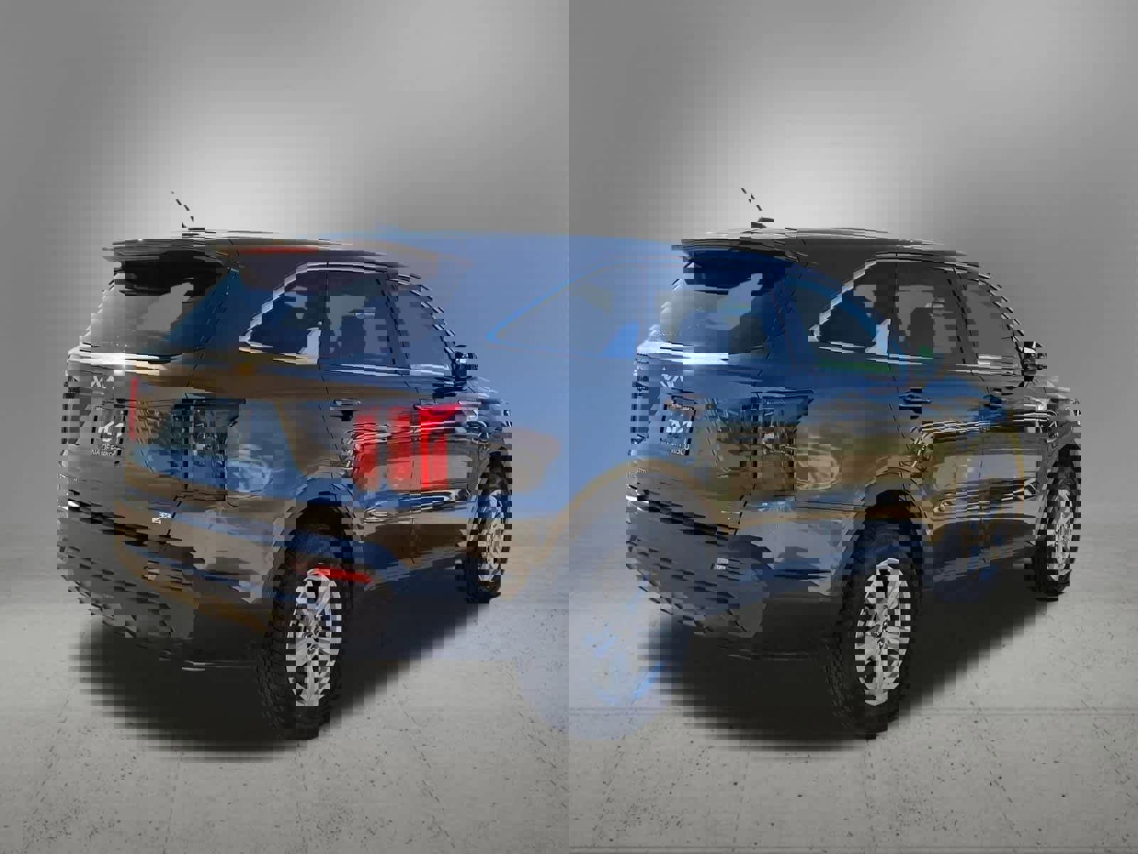 Used 2023 Kia Sorento LX image 6