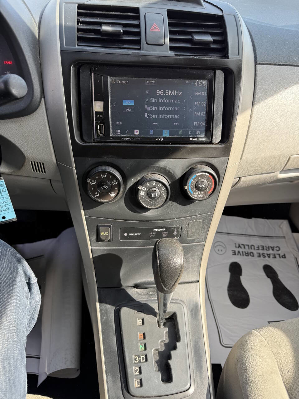 Used 2012 Toyota Corolla L image 11