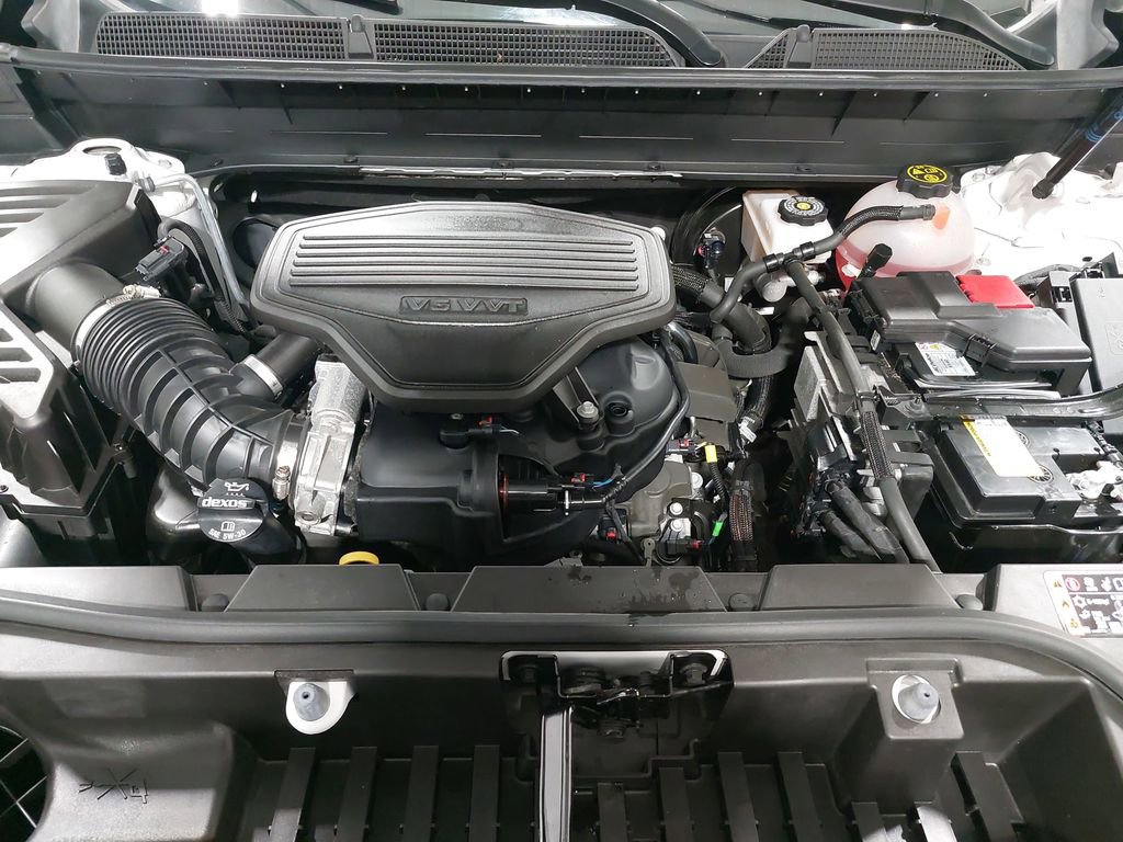 Used 2023 GMC Acadia SLT w/ Trailering Package image 34