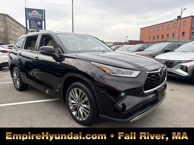 Used 2020 Toyota Highlander Platinum video 2