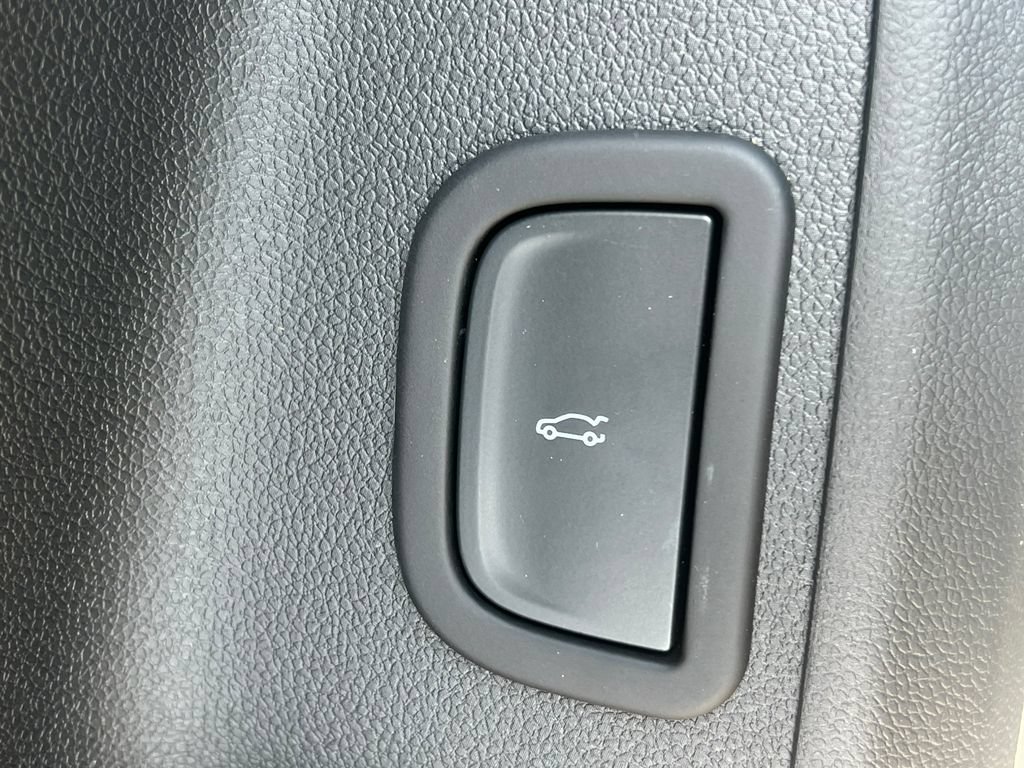 New 2027 GMC Acadia Elevation w/ Black Edition AWD/4WD image 16
