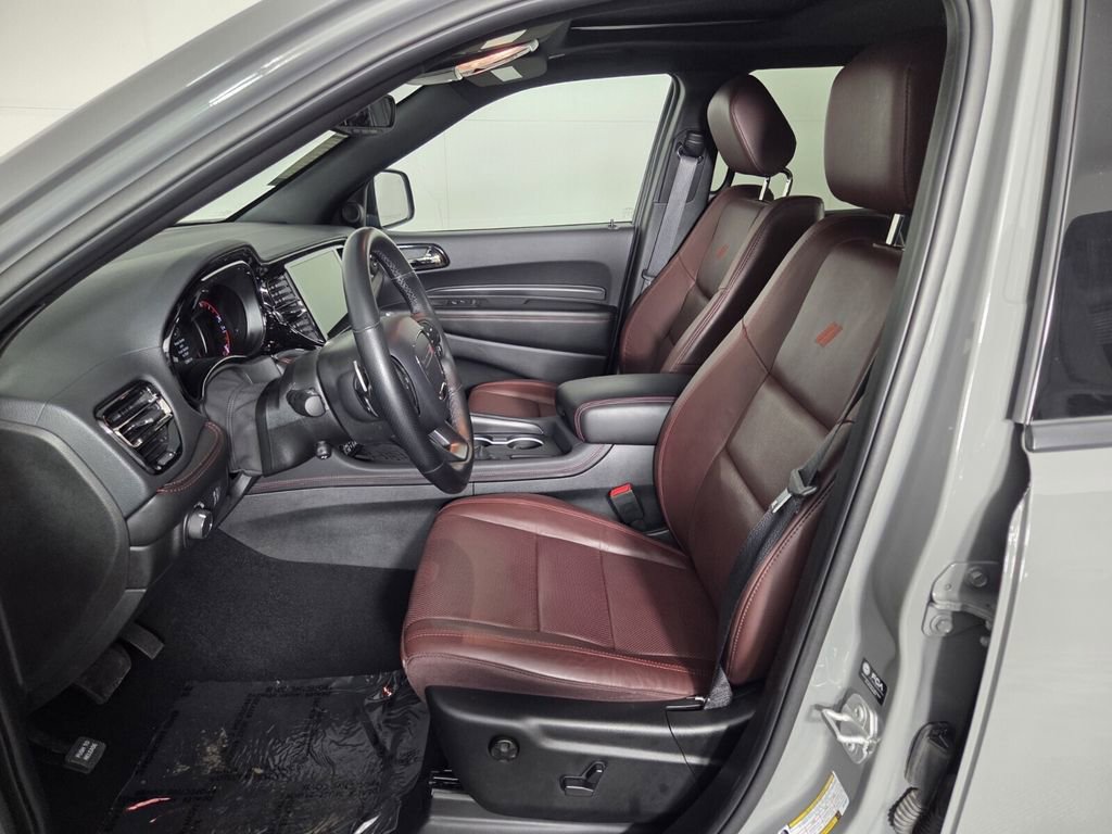 Certified 2025 Dodge Durango GT image 12
