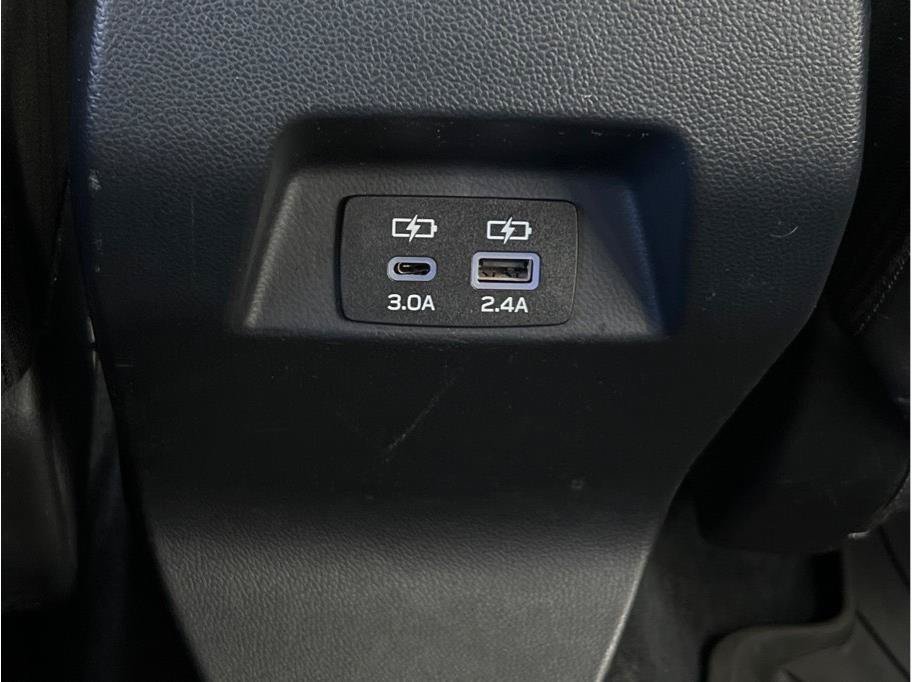 Used 2024 Subaru Crosstrek 2.0i Premium AWD/4WD image 10