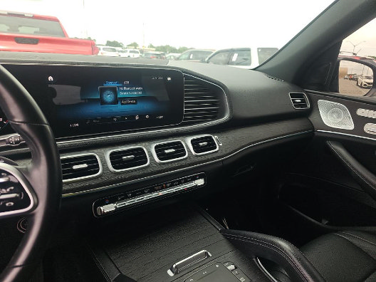 Used 2021 Mercedes-Benz GLE 350 w/ Premium Package image 4