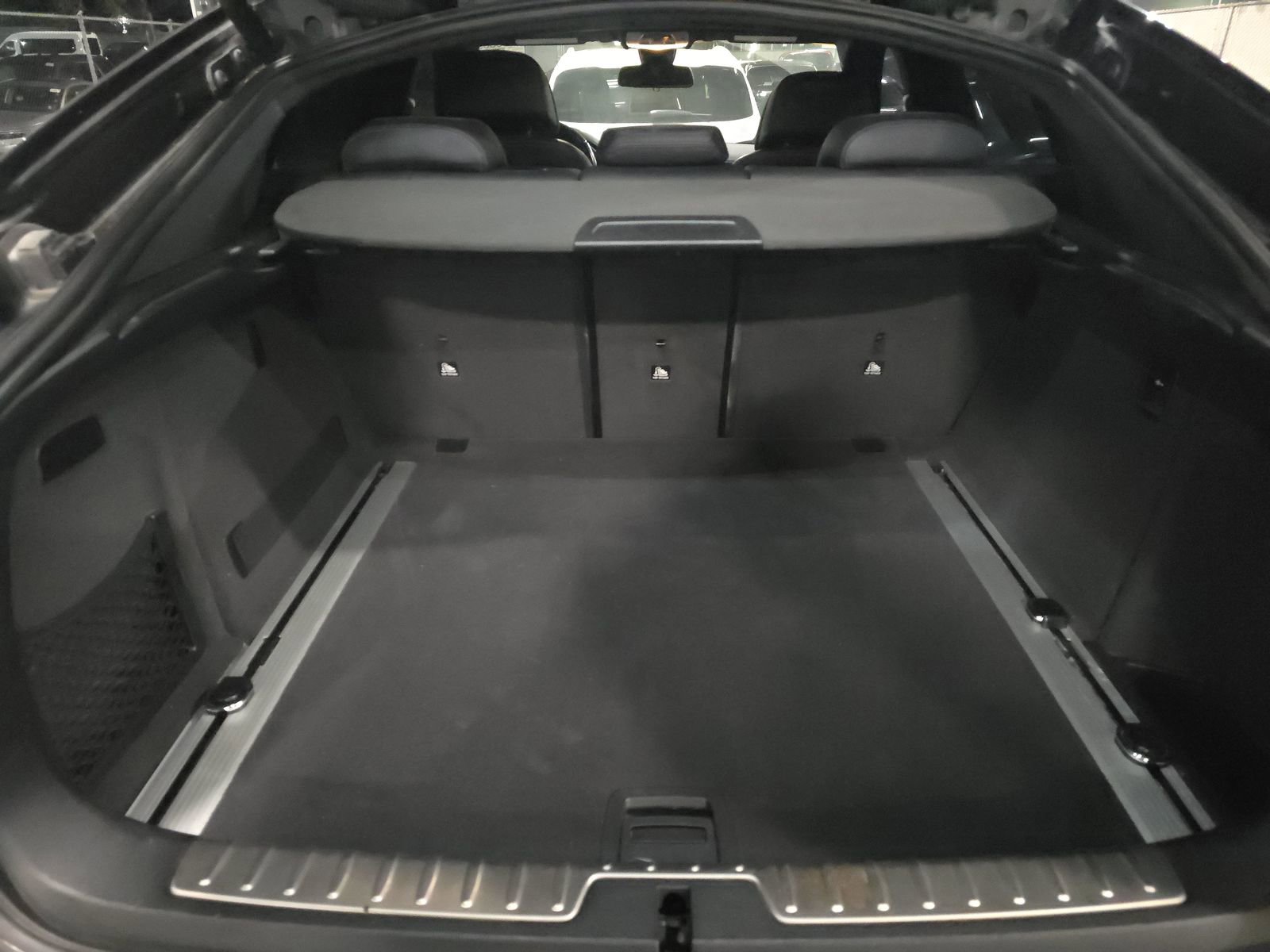 Used 2018 BMW X6 xDrive35i w/ M Sport Package image 16