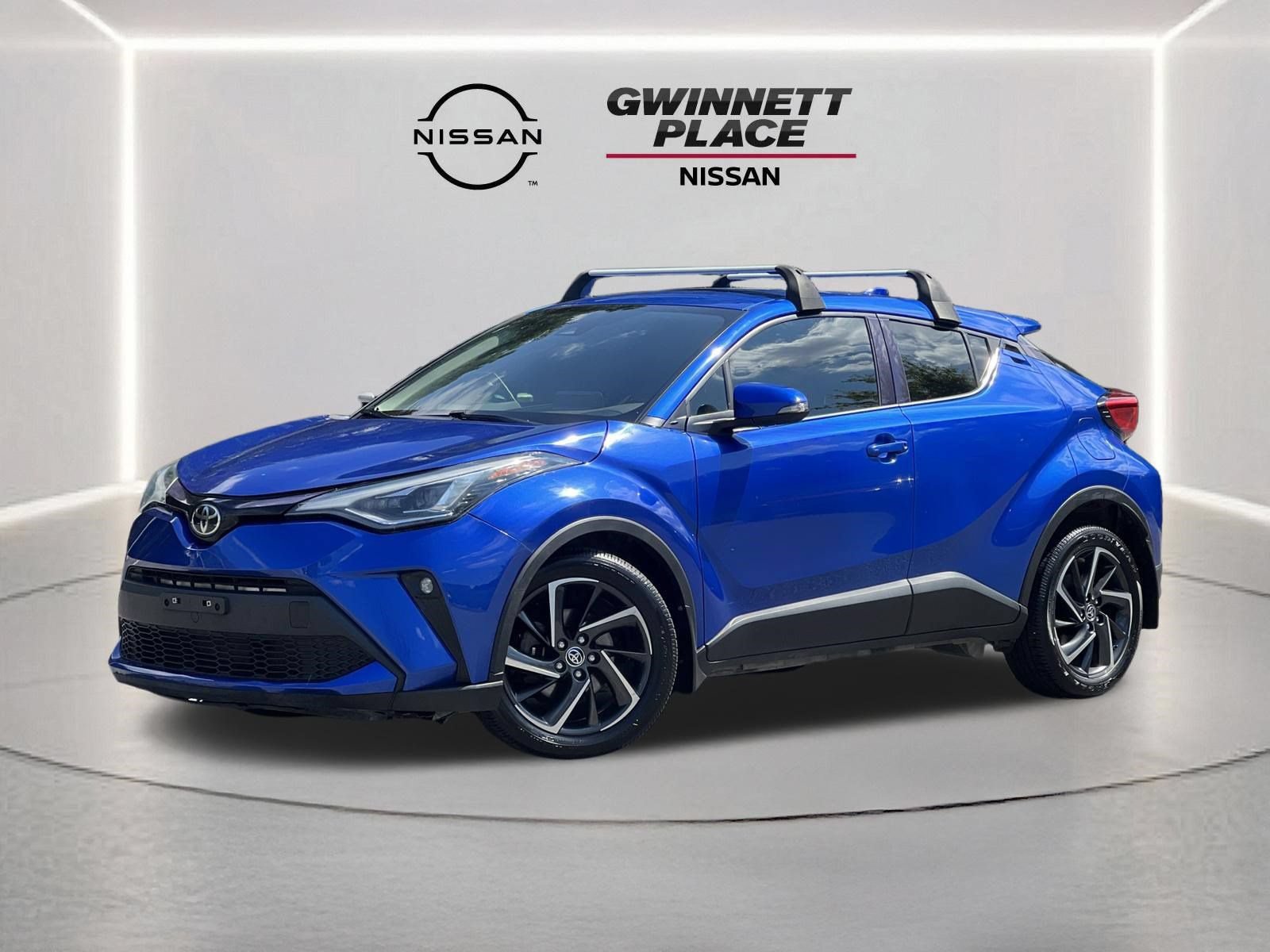 Used 2022 Toyota C-HR Limited FWD image 1