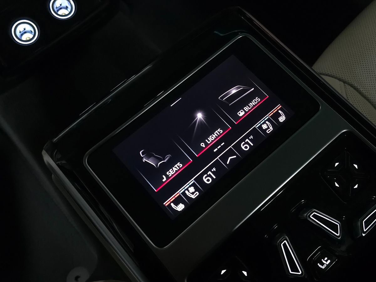 Used 2023 Audi A8 L 3.0T w/ Luxury Package AWD/4WD image 19