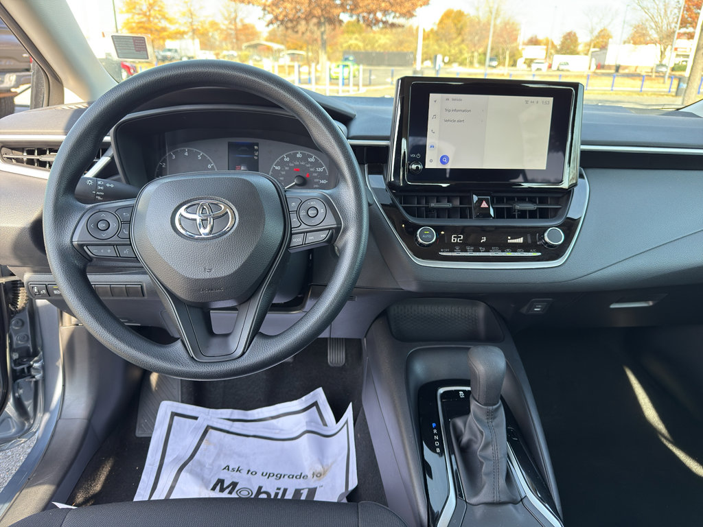 Used 2024 Toyota Corolla LE image 23