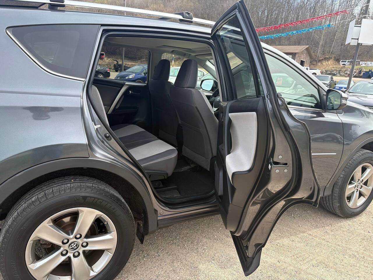 Used 2015 Toyota RAV4 XLE AWD/4WD image 19