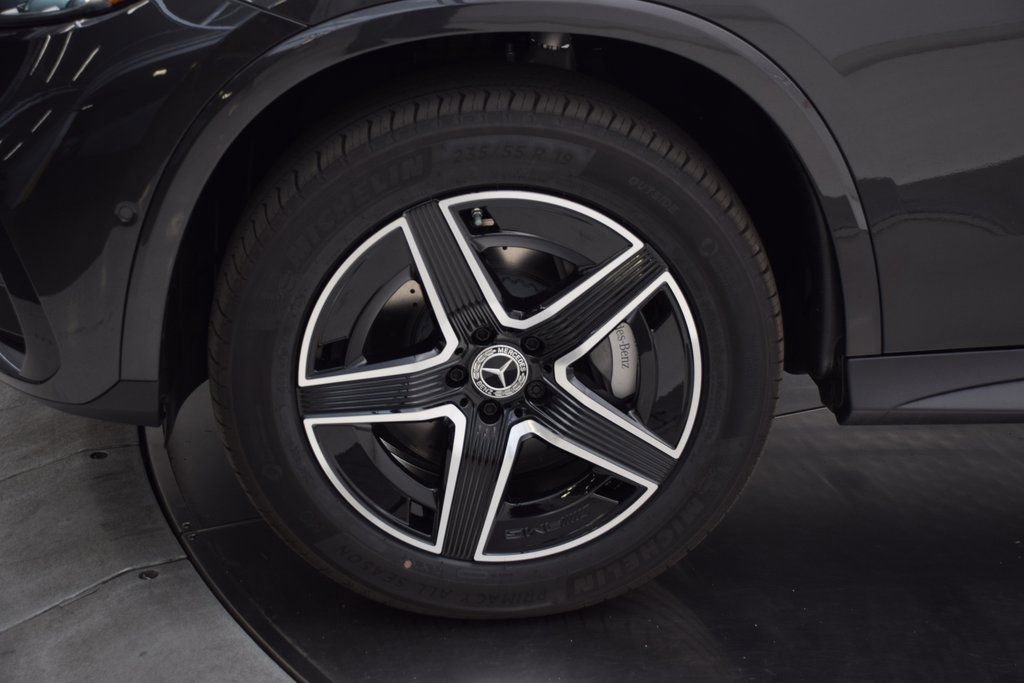 New 2026 Mercedes-Benz GLC 300 image 11