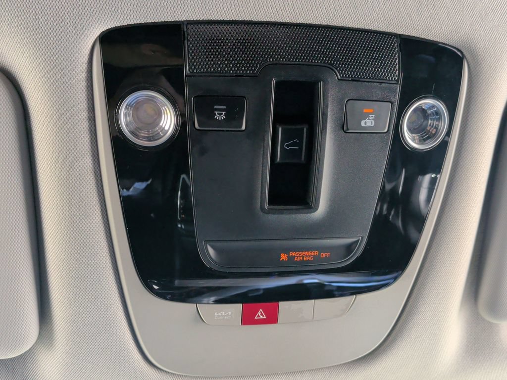 Used 2025 Kia Sportage SX FWD image 22