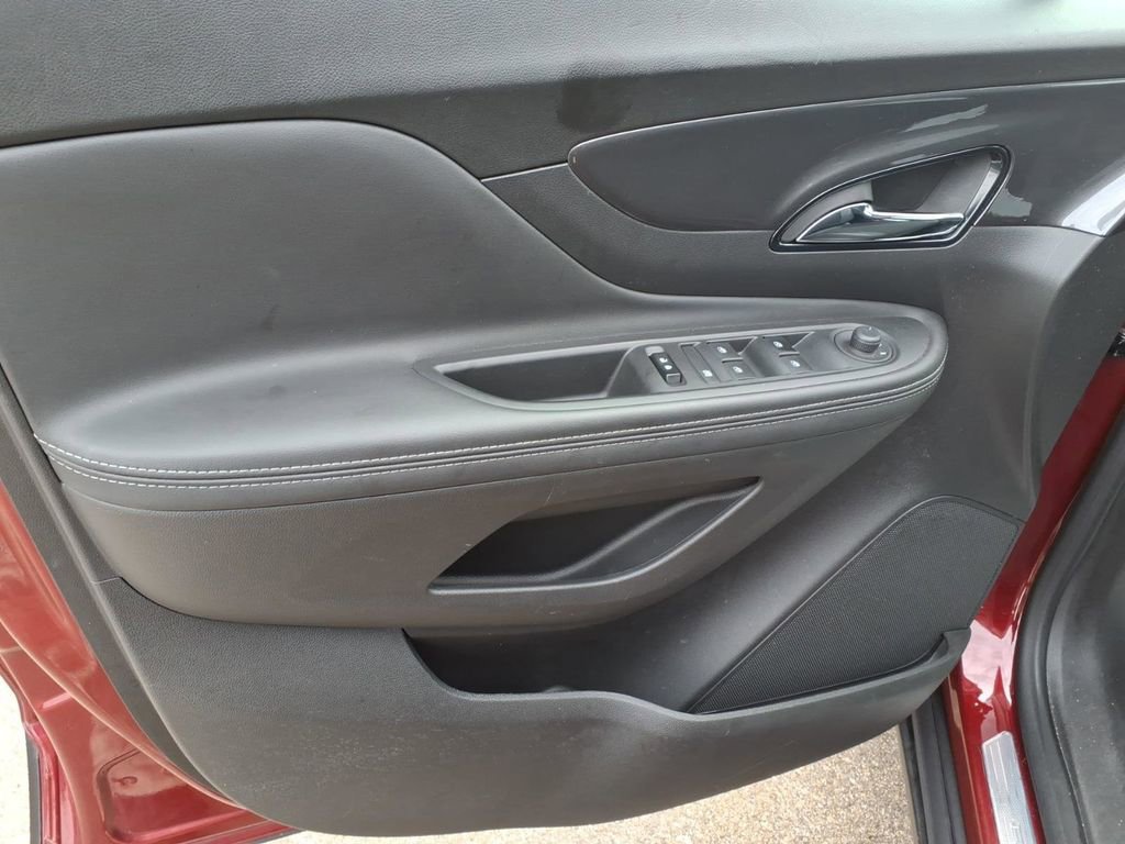 Used 2022 Buick Encore Preferred w/ Safety Package image 11