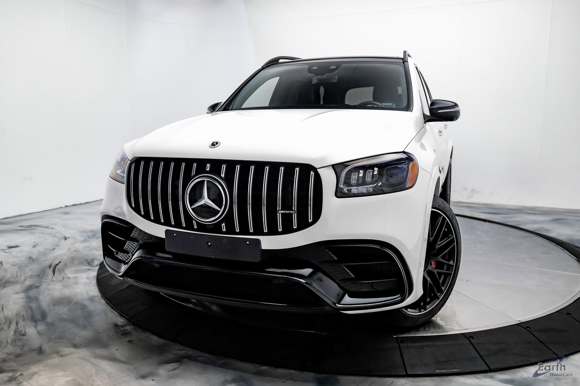 Used 2022 Mercedes-Benz GLS 63 AMG 4MATIC w/ Warmth & Comfort Package image 3