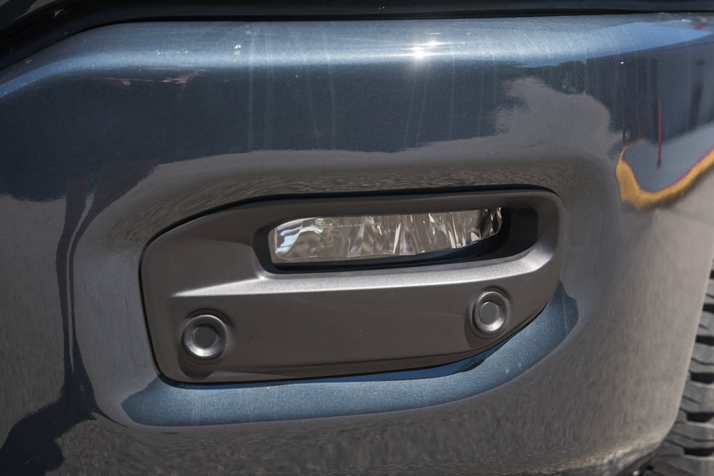 New 2026 RAM 2500 Laramie AWD/4WD image 14