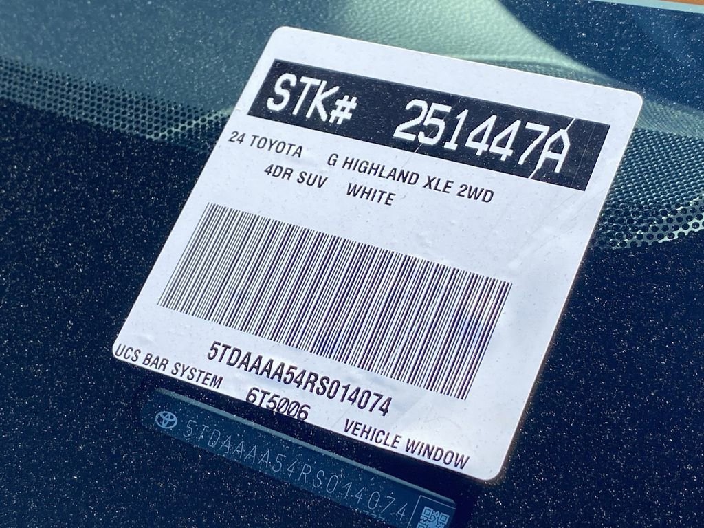 Certified 2024 Toyota Grand Highlander XLE image 37