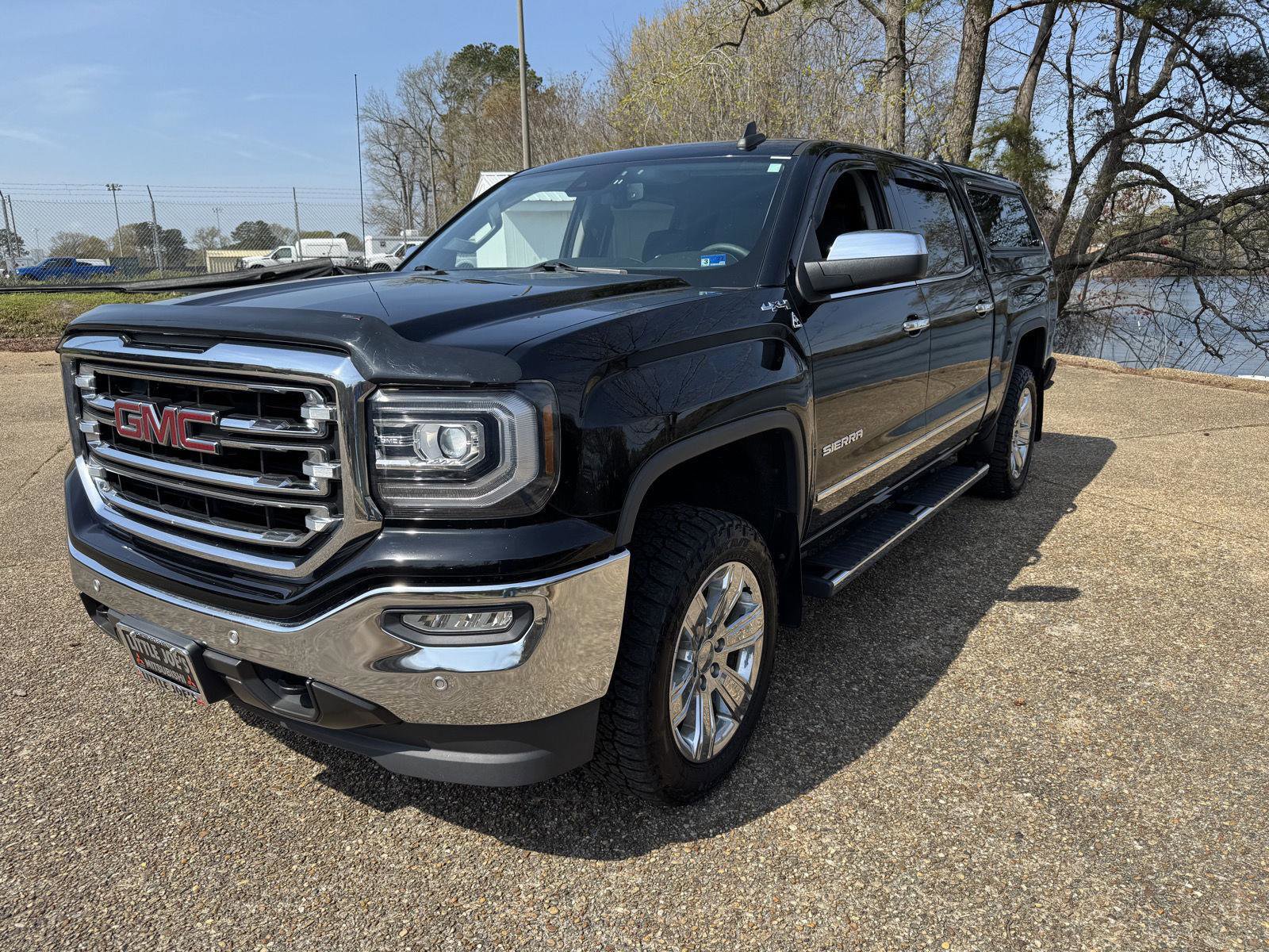 Used 2017 GMC Sierra 1500 SLT image 9