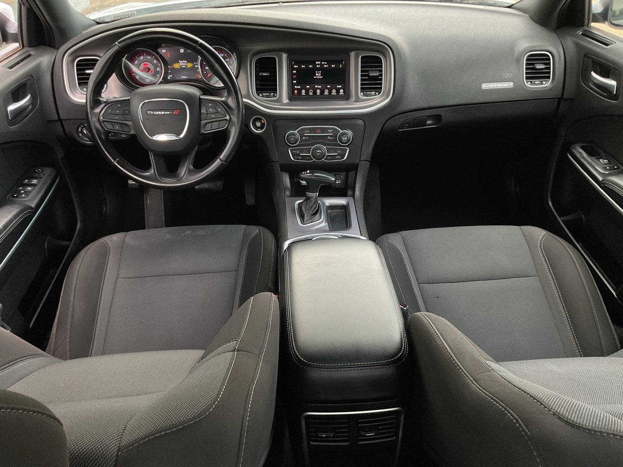 Used 2022 Dodge Charger SXT image 19