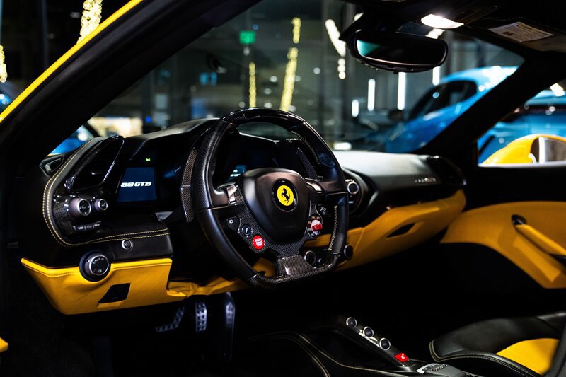 Used 2016 Ferrari 488 GTB RWD image 23