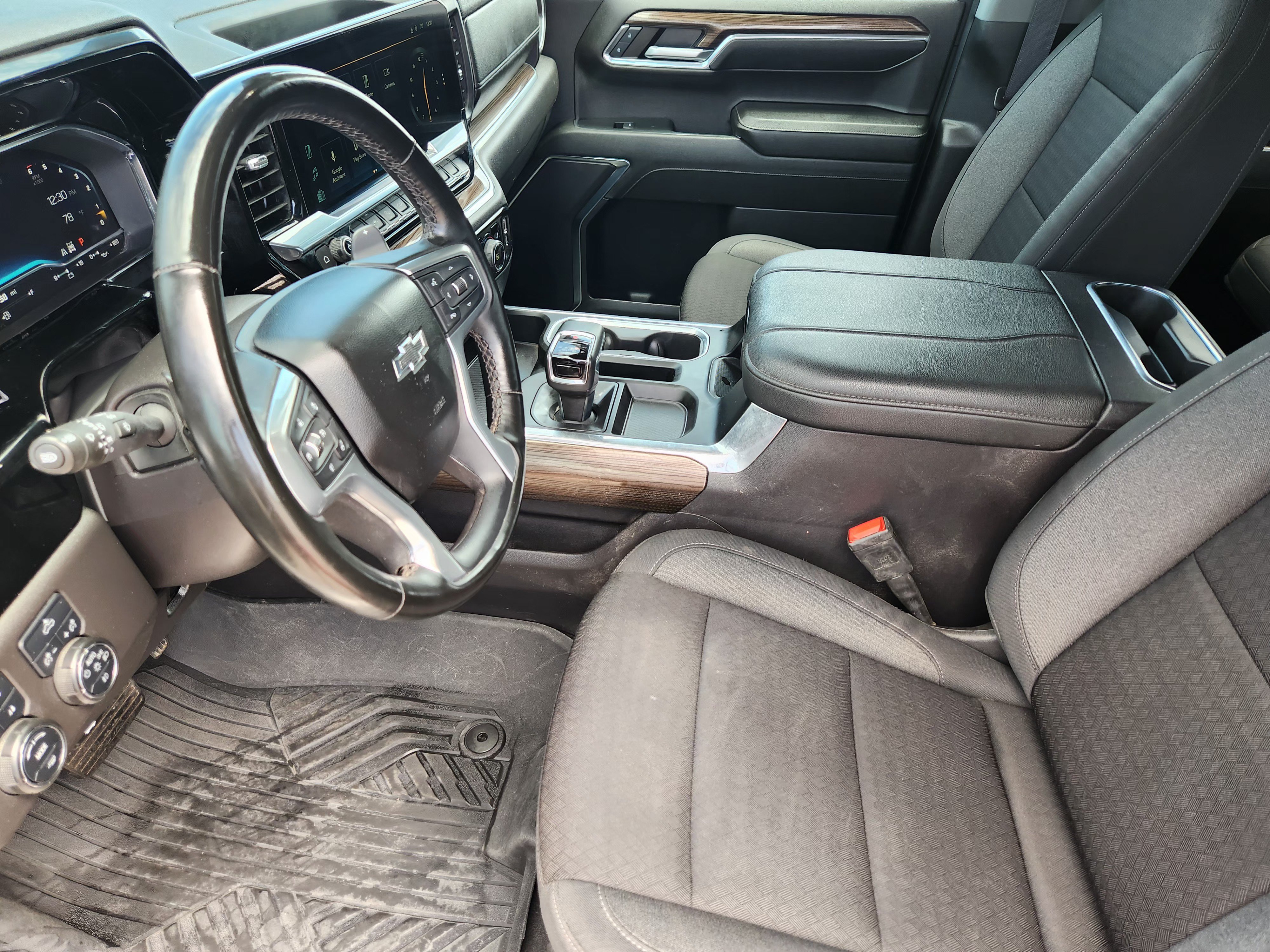 Used 2024 Chevrolet Silverado 1500 LT Trail Boss w/ Protection Package AWD/4WD image 14