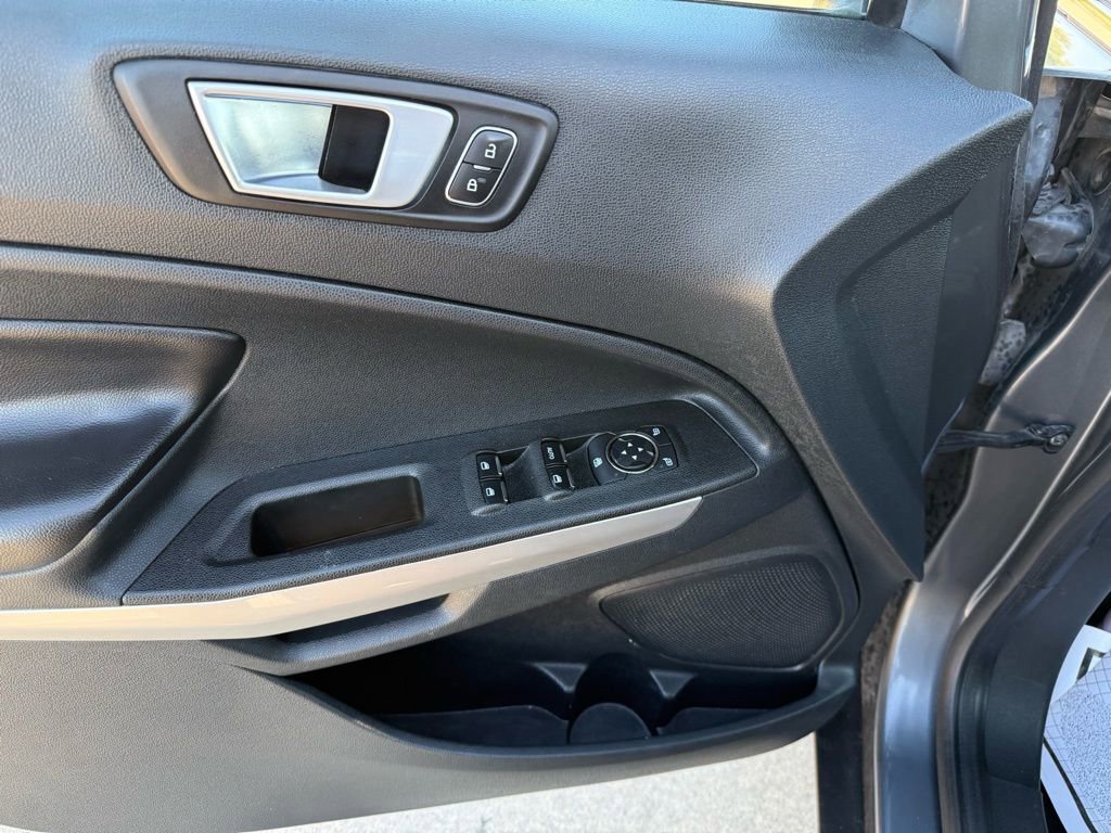 Used 2021 Ford EcoSport Titanium image 10