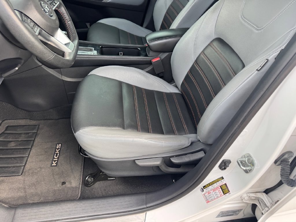 Used 2021 Nissan Kicks SR FWD image 6