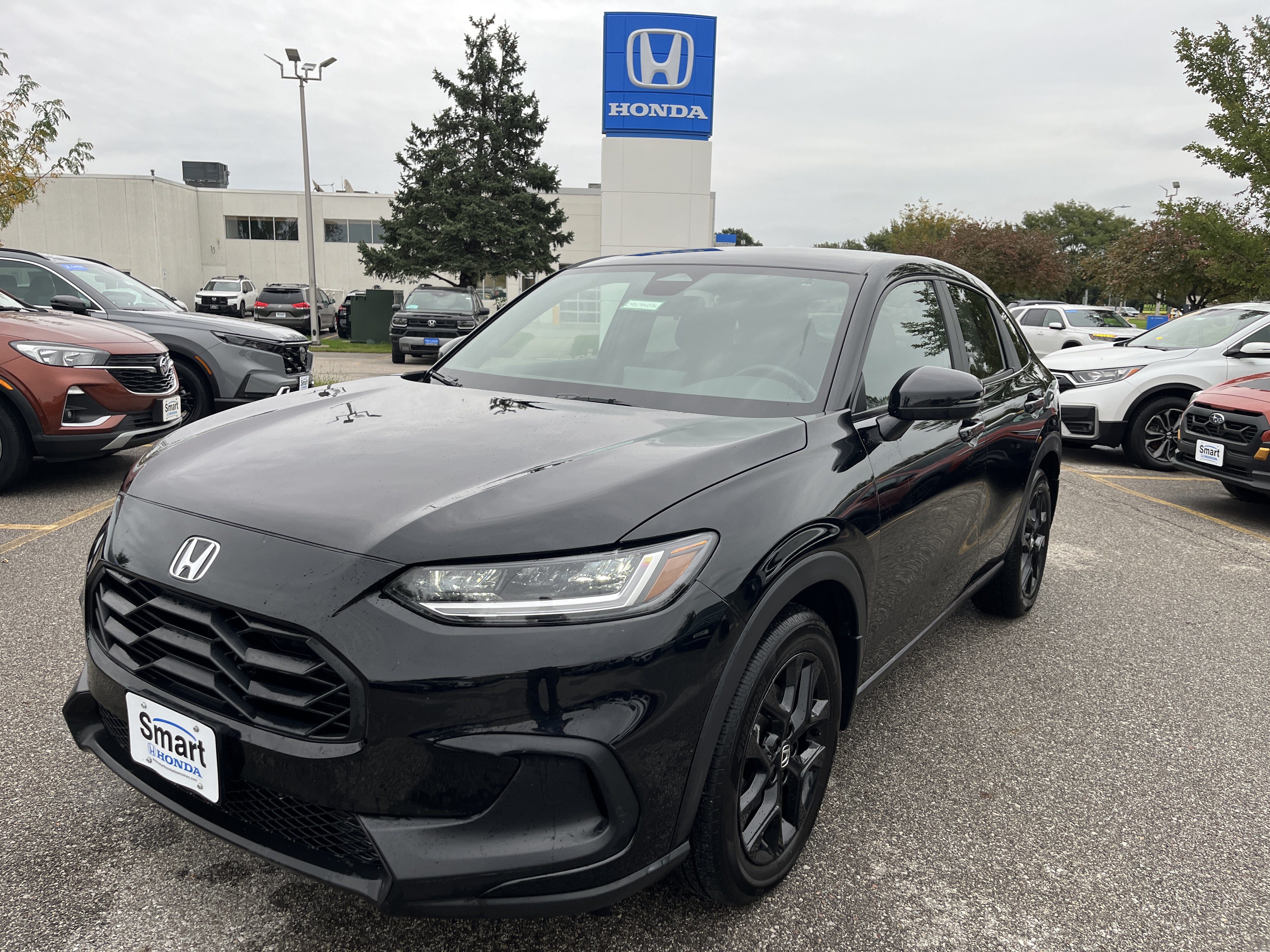 Certified 2024 Honda HR-V Sport image 1