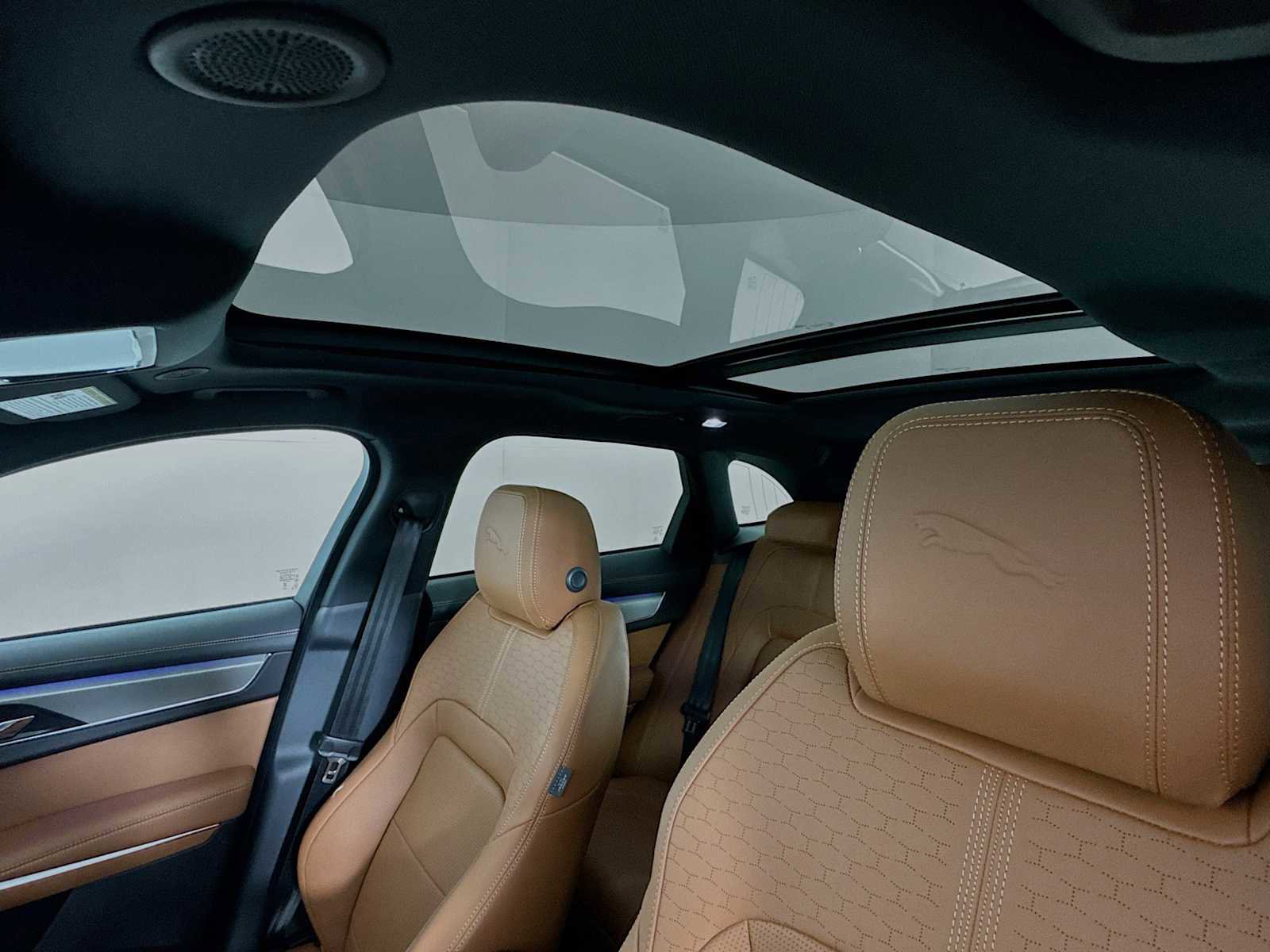 New 2026 Jaguar F-PACE R-Dynamic S AWD/4WD image 13
