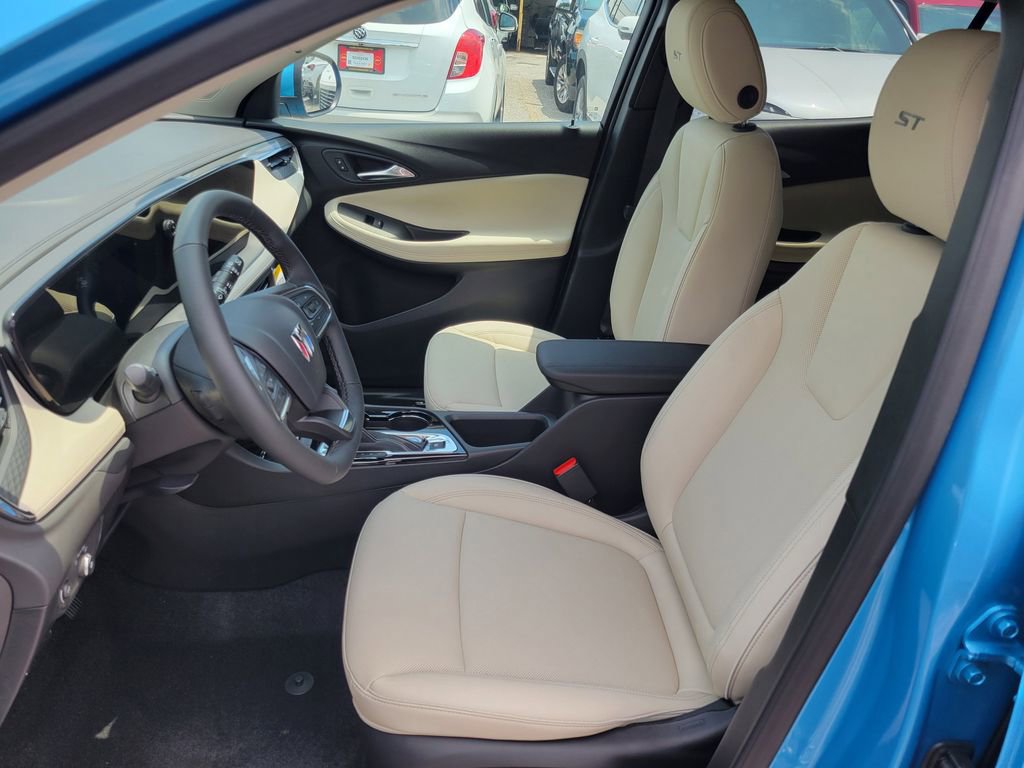 New 2026 Buick Encore GX Sport Touring w/ Advanced Technology Package FWD image 12