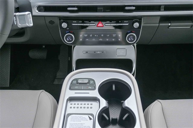 New 2026 Hyundai Ioniq 9 SEL image 15
