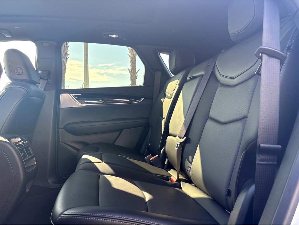 Certified 2025 Cadillac XT5 Premium Luxury image 23