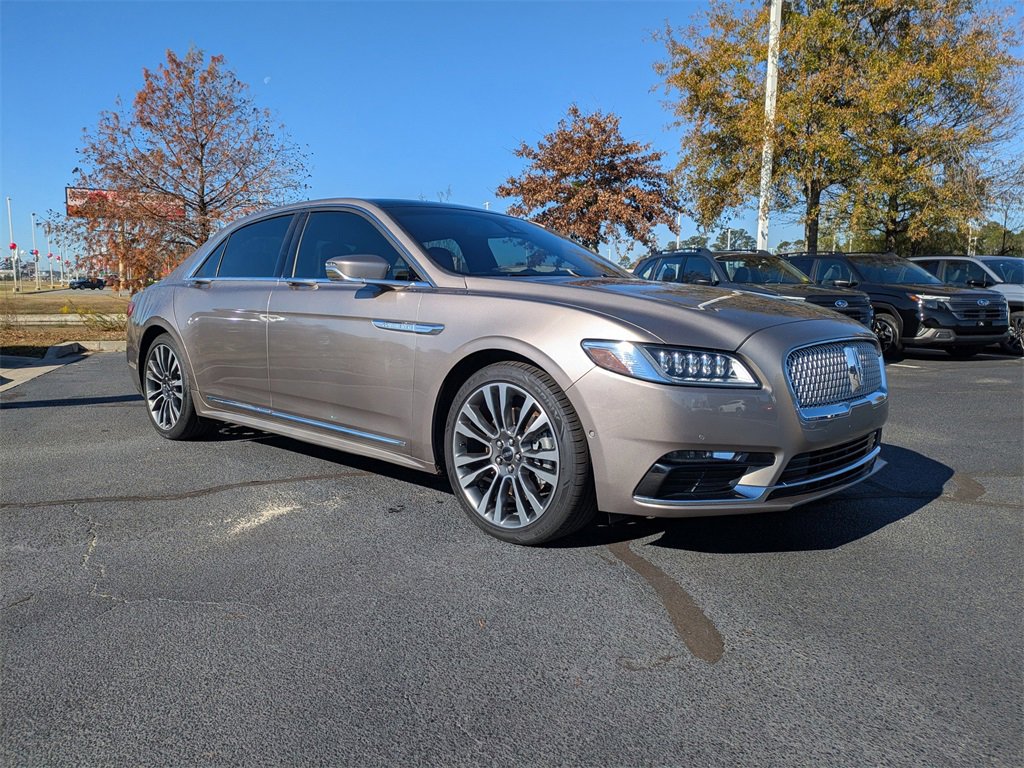 Used 2020 Lincoln Continental Reserve w/ Luxury Package image 3