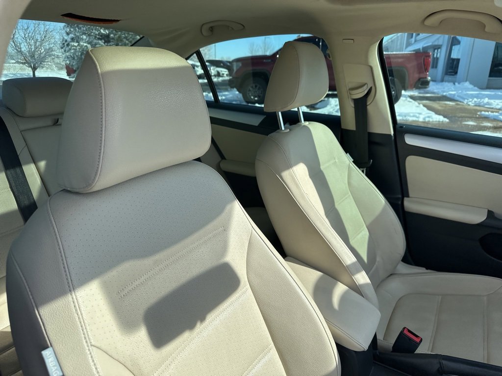 Used 2012 Volkswagen Jetta TDI image 29
