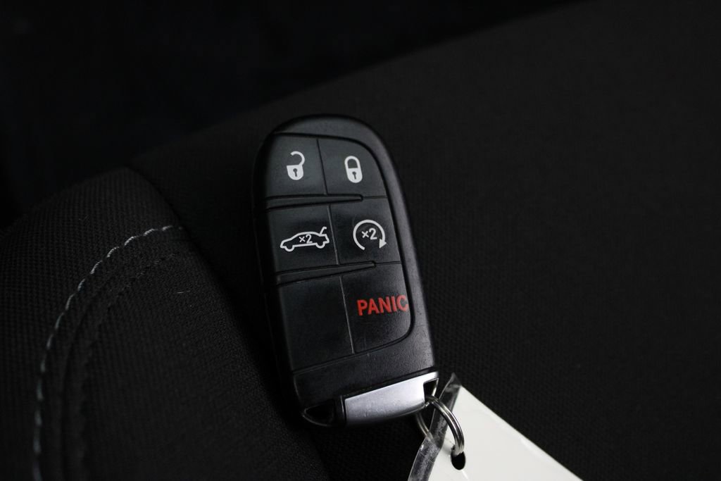 Used 2021 Dodge Charger R/T w/ Blacktop Package RWD image 29