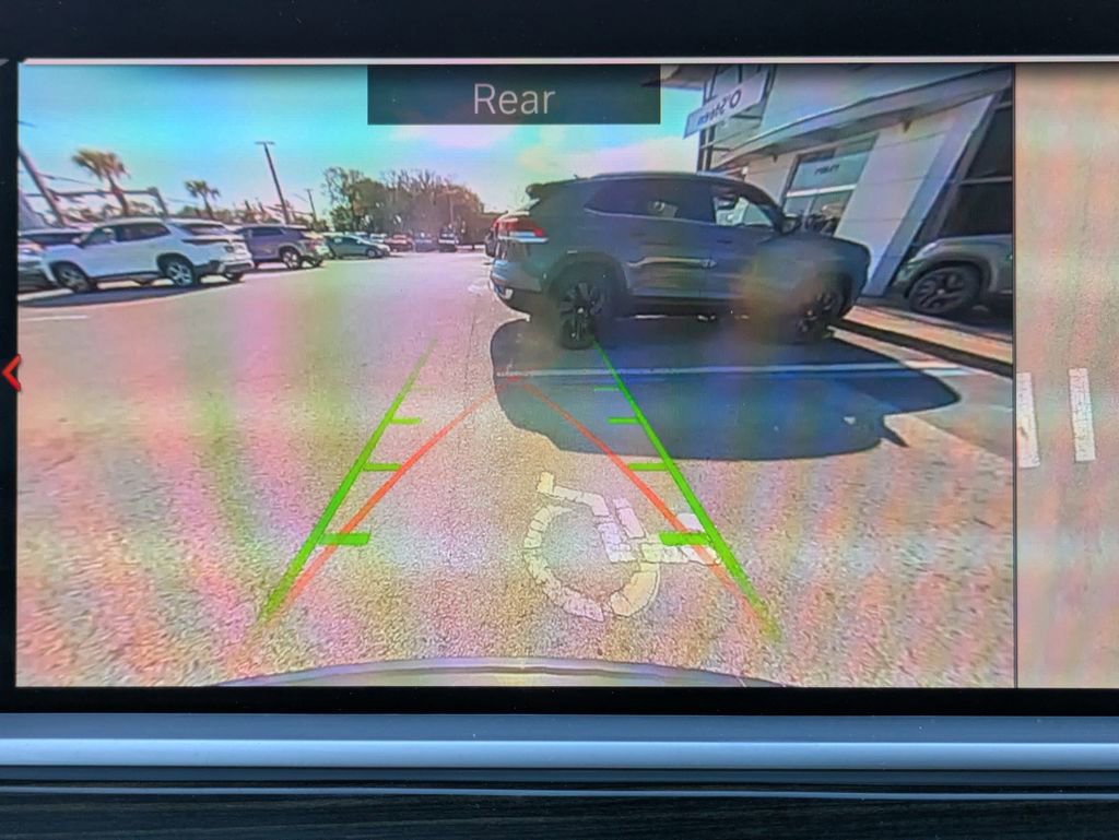 Used 2021 BMW X5 xDrive40i w/ Premium Package image 28