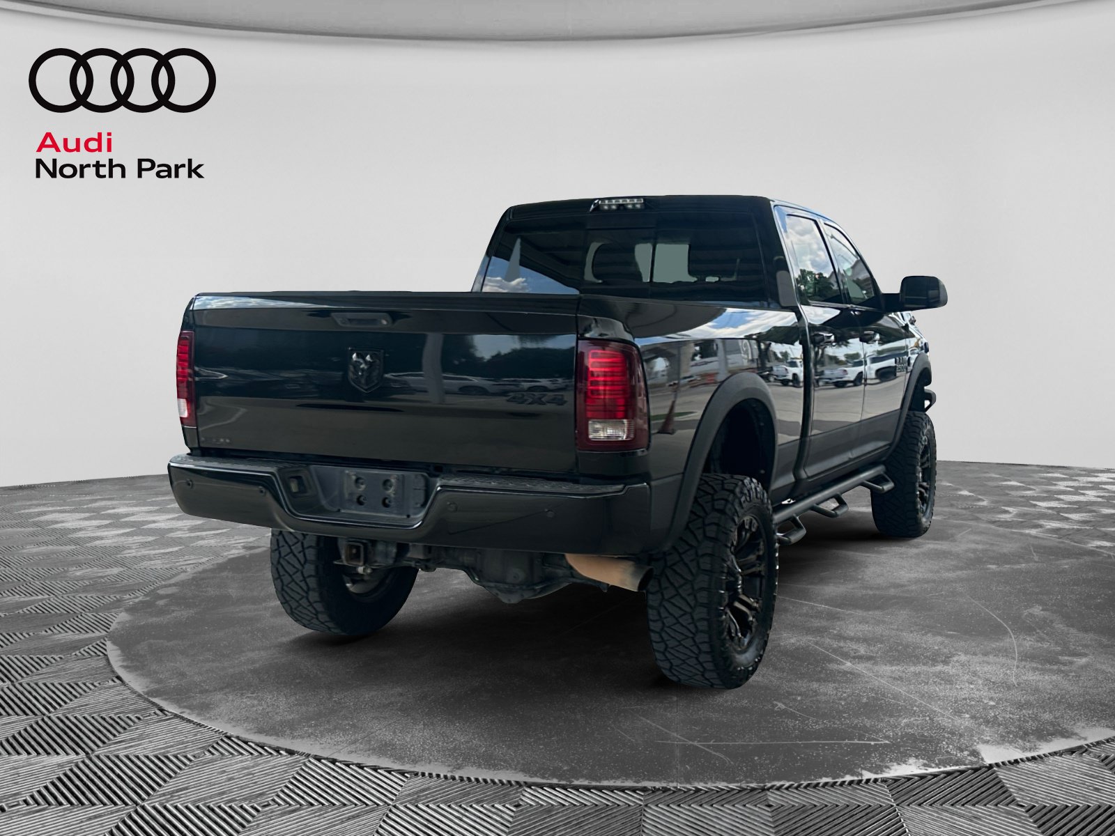Used 2016 RAM 2500 Laramie w/ Sport Appearance Group AWD/4WD image 5