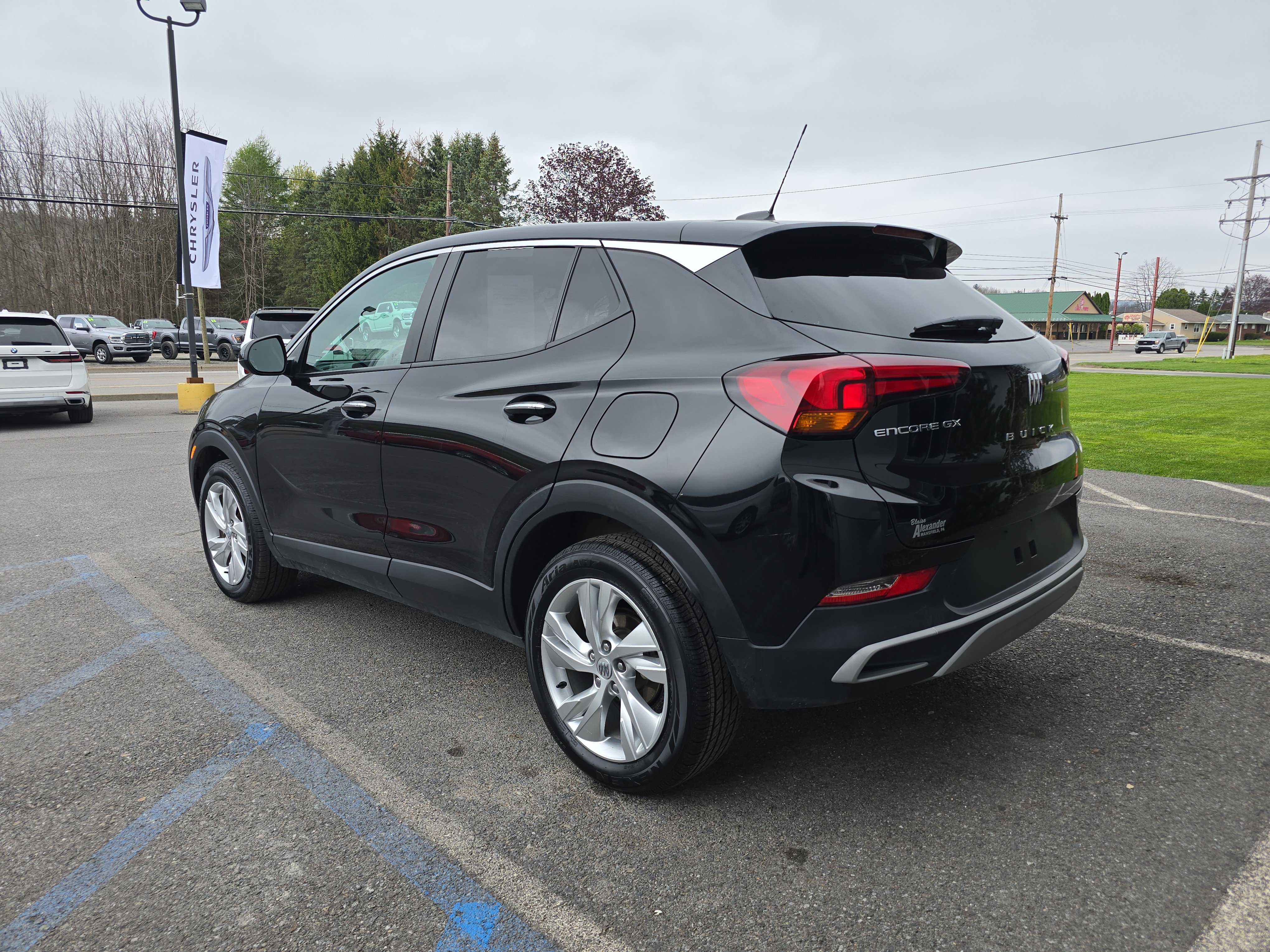 Used 2024 Buick Encore GX Preferred FWD image 6